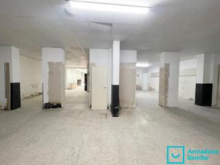 Lloguer Local Comercial  Carrer de rabassa. Local en alquiler en gràcia