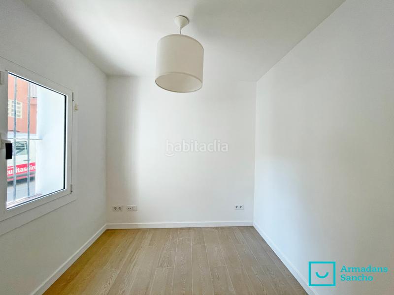 Foto bd9a2b07-5be6-49fe-b064-a46ccf52f58f. Planta baja en carrer de berenguer mallol 5 en Barceloneta Barcelona