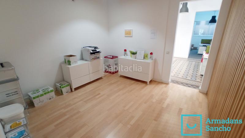 Foto 2159eee4-efd5-4bb6-828a-b6aa8b8bb411. Rent office space with heating in Dreta de l´Eixample Barcelona