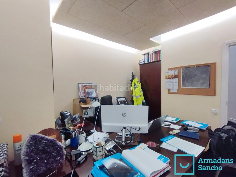 Foto 1a7d3d2d-1b51-47d4-b7d6-d877ed957f7d. Miete büro in Tres Torres Barcelona