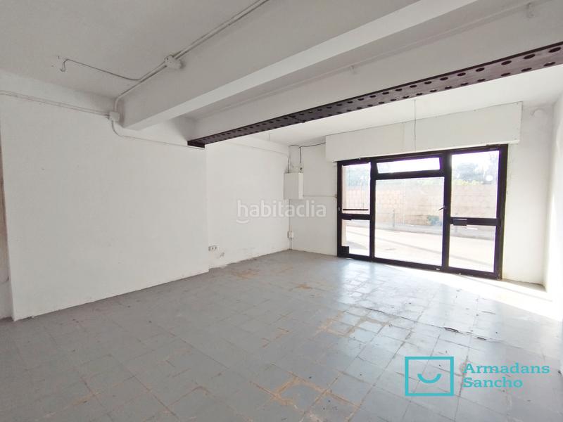 Foto 53927be0-fa2f-4921-877a-22fc9f9fd794. Rent business premise in avinguda del coll del portell 23 in Barcelona