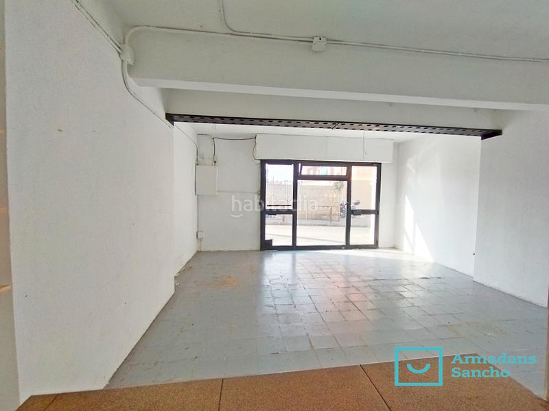 Foto afa41fbd-3903-46bd-bca5-1e11b96b2978. Rent business premise in avinguda del coll del portell 23 in Barcelona