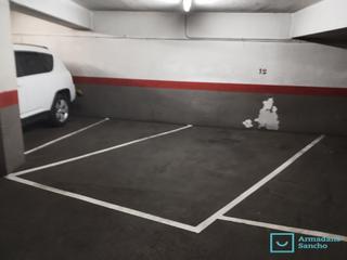 Autoparkplatz in Carrer de valència 87. Plaza de parking en eixample