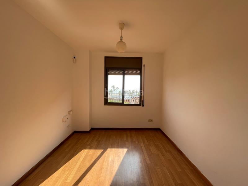 Foto 34a83bdb-5bca-4892-8f97-d8564170e07b. Pis a carrer de berenguer mallol 5 a Barceloneta Barcelona