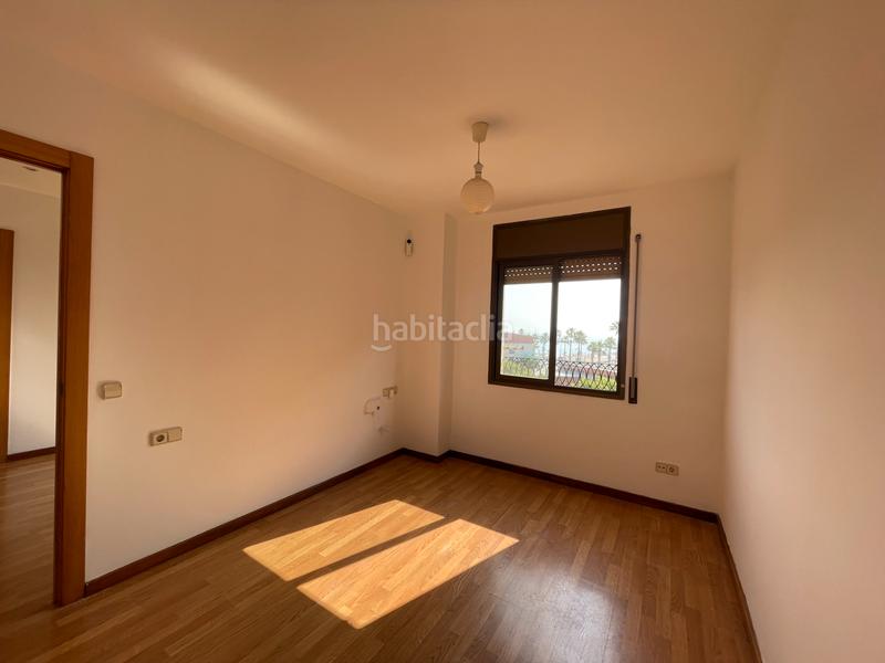 Foto ab50949f-2572-4b3e-912d-589ff1ad3975. Pis a carrer de berenguer mallol 5 a Barceloneta Barcelona