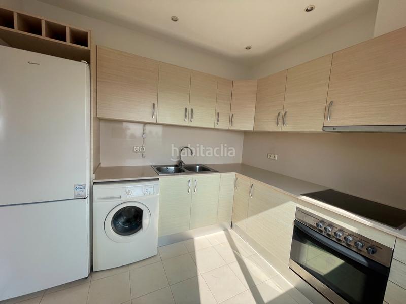 Foto ca853b0b-5c6a-4185-960b-6bd89982ad2c. Pis a carrer de berenguer mallol 5 a Barceloneta Barcelona