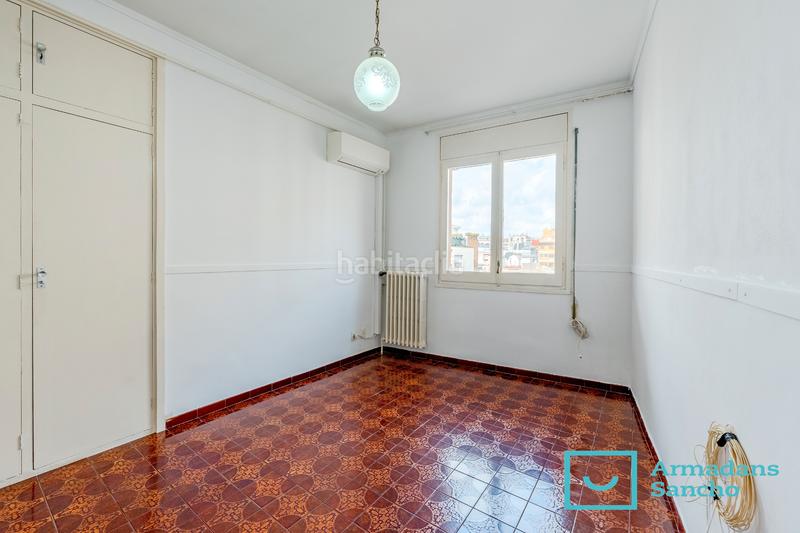 Foto cf34566b-5502-4f28-906b-78e23e3698f8. Appartamento in carrer de la granada del penedès 19 in Barcelona