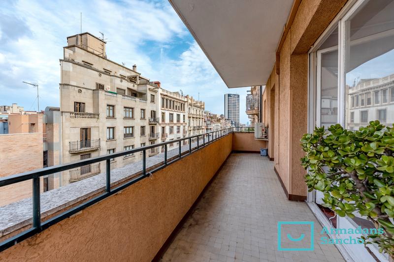 Foto dd44d518-05db-4ec1-a5b6-641ad1824642. Appartamento in carrer de la granada del penedès 19 in Barcelona