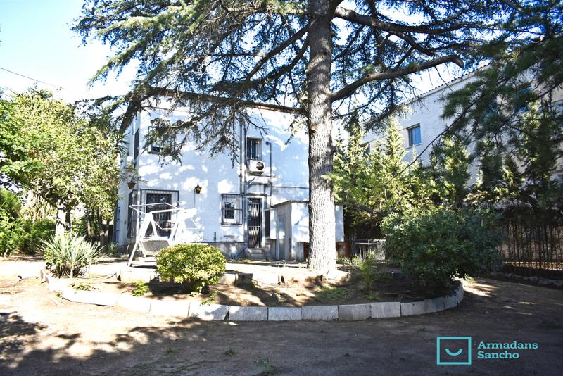 Foto 874e2aef-e1a2-4d3e-b3bf-f148cf432dfe. Rent house in avinguda de l'onze de setembre 4 in Tiana