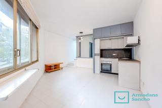 Appartement à Ronda del general mitre 122. Piso exterior en st. gervasi