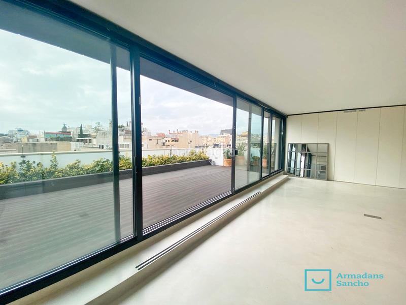 Foto 02b474c8-d4bd-4cc0-929a-3b1196a1f235. Miete büro in carrer de roger de llúria 44 in Dreta de l´Eixample Barcelona