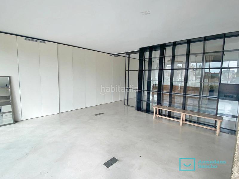 Foto cd7b76bc-cf14-4bf6-8d4b-01cc72d47001. Miete büro in carrer de roger de llúria 44 in Dreta de l´Eixample Barcelona