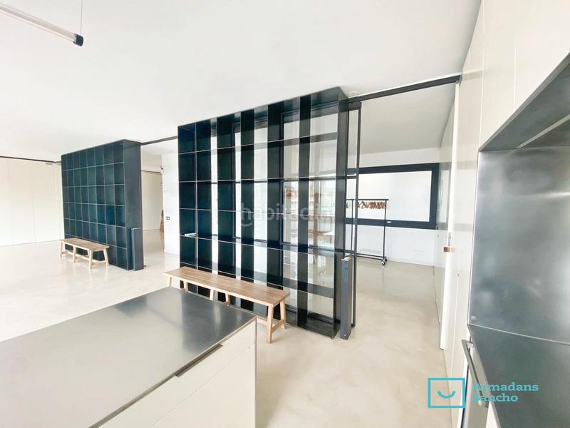 Foto 35c074e8-f6b9-468b-9740-cb13f9826832. Rent office space in carrer de roger de llúria 44 in Barcelona