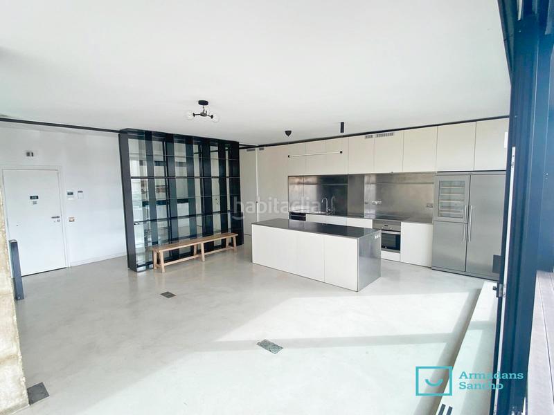 Foto ad755efb-4d1c-4f14-9bb3-2cc0925b9aac. Rent office space in carrer de roger de llúria 44 in Barcelona