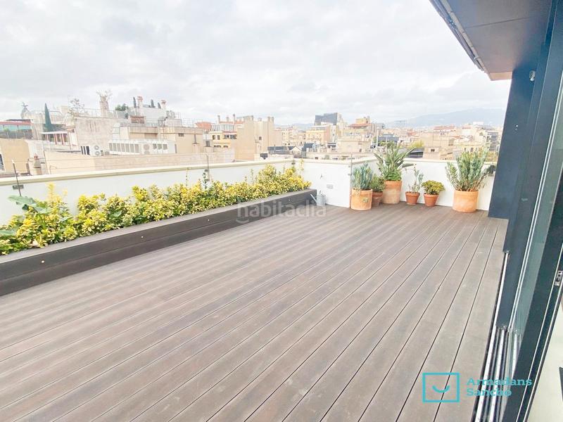 Foto b4fa2274-549d-41c0-8b17-4f6c09c92189. Rent office space in carrer de roger de llúria 44 in Barcelona