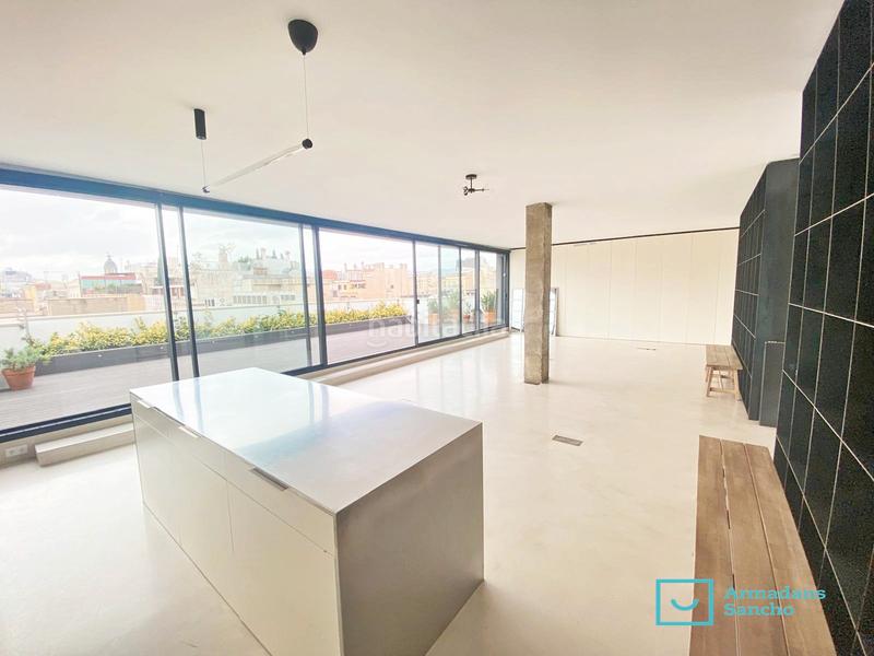 Foto df3cc625-b591-44b5-be47-9caa398fcfd3. Rent office space in carrer de roger de llúria 44 in Barcelona