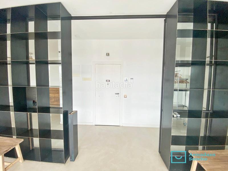 Foto f578bab6-7ed8-4b40-a3b6-0213e47b0b66. Rent office space in carrer de roger de llúria 44 in Barcelona