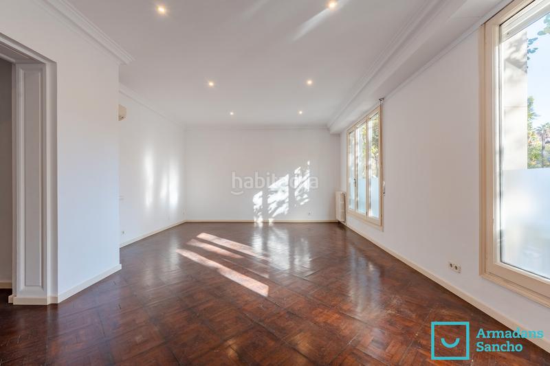 Foto d0d760d6-02cb-423c-9d84-ddf9ea97553d. Alquiler piso lujoso piso frente al turó parc en Sant Gervasi - Galvany Barcelona