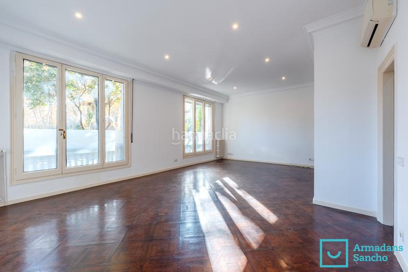 Foto f7bee062-faf0-40fa-adf8-1b8eb1b5109f. Alquiler piso lujoso piso frente al turó parc en Sant Gervasi - Galvany Barcelona