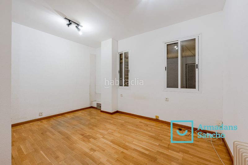 Foto 0ae2b3fd-f3a8-4a03-acd3-fb92278bd468. Piso en carrer de pau alsina 71 exclusiva vivienda con balcón y patio privado – amplitud, funcionalidad y gran potencial en Barcelona