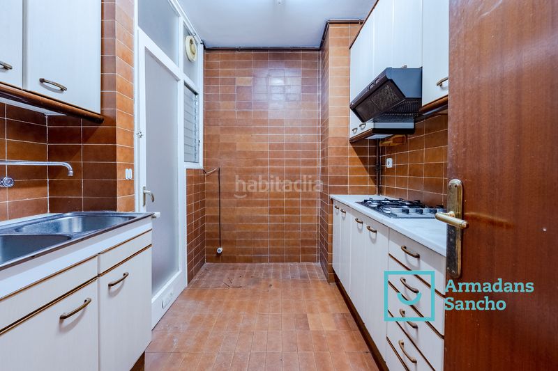 Foto 120c27c9-d32a-42a7-9d97-b10b5b194a0f. Piso en carrer de pau alsina 71 exclusiva vivienda con balcón y patio privado – amplitud, funcionalidad y gran potencial en Barcelona