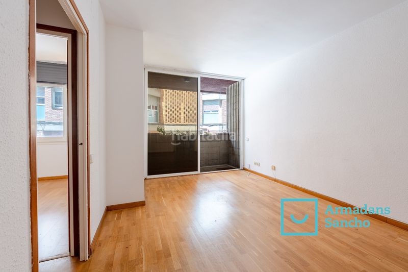 Foto 1683dcf9-9aed-4c4e-93e8-68dfbd5a6016. Piso en carrer de pau alsina 71 exclusiva vivienda con balcón y patio privado – amplitud, funcionalidad y gran potencial en Barcelona