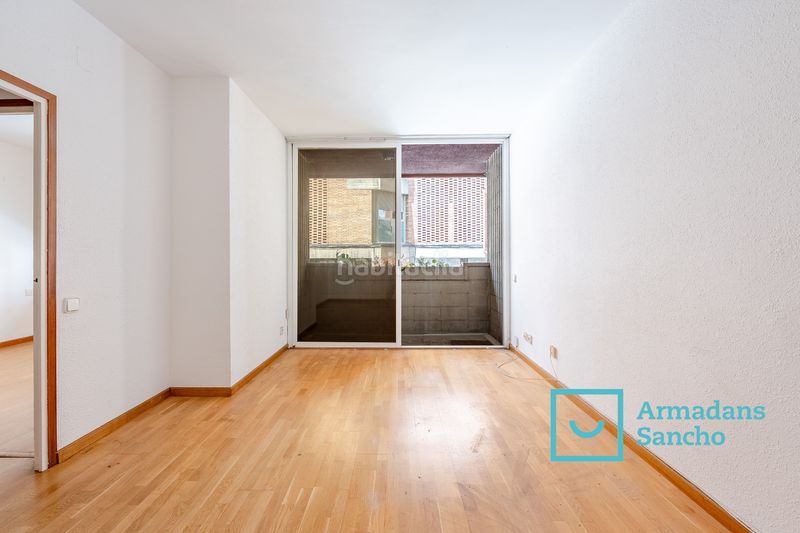 Foto b05bd250-e727-432b-b221-e3ea00dbf27d. Piso en carrer de pau alsina 71 exclusiva vivienda con balcón y patio privado – amplitud, funcionalidad y gran potencial en Barcelona