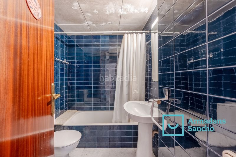 Foto fa696f8f-0ae7-406d-88e6-4155757cde01. Piso en carrer de pau alsina 71 exclusiva vivienda con balcón y patio privado – amplitud, funcionalidad y gran potencial en Barcelona