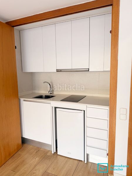 Foto a53a4479-ad4c-4b77-80e6-8fd2171530ff. Location duplex avec parking dans Putget - Farró Barcelona
