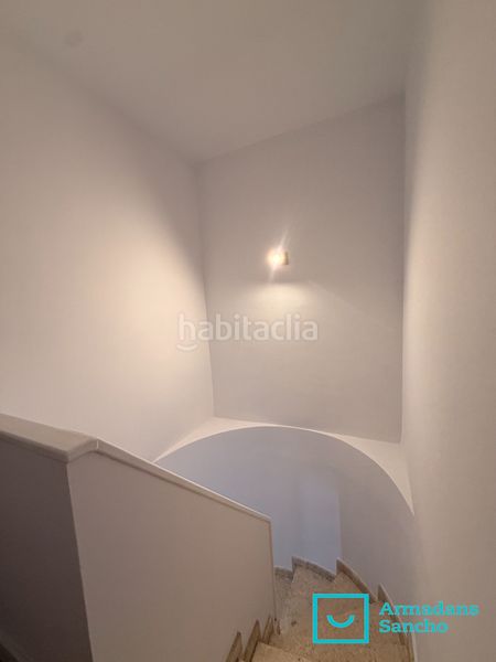 Foto b4f9a2ff-7e86-46b5-99b9-edba59d1c6e1. Location duplex avec parking dans Putget - Farró Barcelona