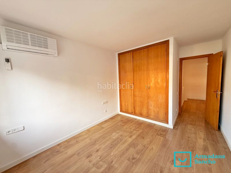 Foto f72f8927-032d-490c-9e0c-56e872dfb0f5. Location duplex avec parking dans Putget - Farró Barcelona
