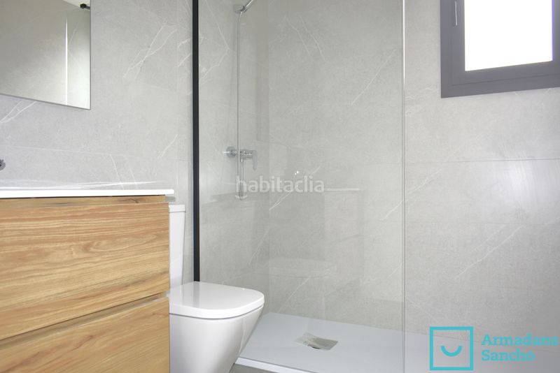 Foto 6f467bd2-73f6-4264-a9f2-1b9bbcd4b1bb. Alquiler planta baja piso de obra nueva a tres vientos , con gran espacio exterior, aerotermia y plaza de parking con cargador eléctrico. en Tiana