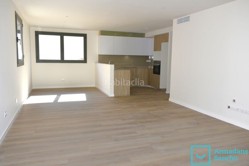 Foto a2e01a1c-8630-4f13-bf7a-f002023841b7. Alquiler planta baja piso de obra nueva a tres vientos , con gran espacio exterior, aerotermia y plaza de parking con cargador eléctrico. en Tiana