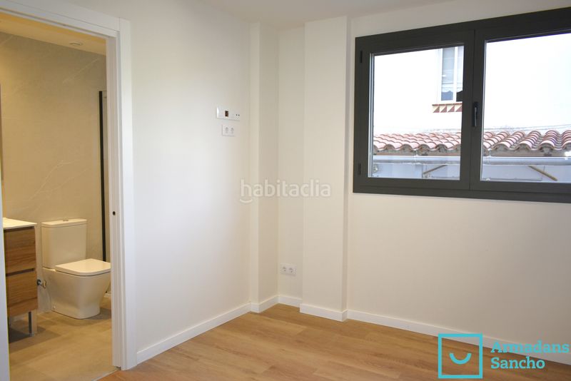 Foto 36ec9956-fecd-4883-b99a-109f6c1879a7. Alquiler piso en carrer valència 4 piso de obra nueva de 108 m² con terraza y parking en Tiana