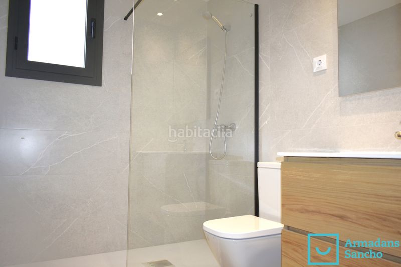 Foto 5f45d4ac-dd56-4791-b6db-5c9fcffa7366. Alquiler piso en carrer valència 4 piso de obra nueva de 108 m² con terraza y parking en Tiana