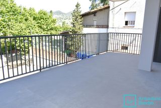 Rent Flat  Carrer valència 1. Piso de obra nueva de 108 m² con terraza y parking en tiana