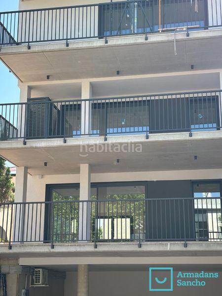 Foto b926f449-8e62-4144-8639-5449f98ffe69. Alquiler piso en carrer valència 4 piso de obra nueva de 108 m² con terraza y parking en Tiana