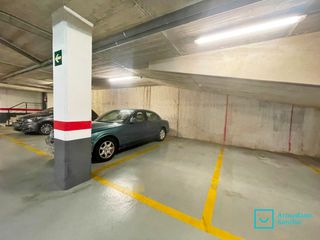 Lloguer Aparcament cotxe a Carrer de valència 157. Plaza de pk en l'eixample