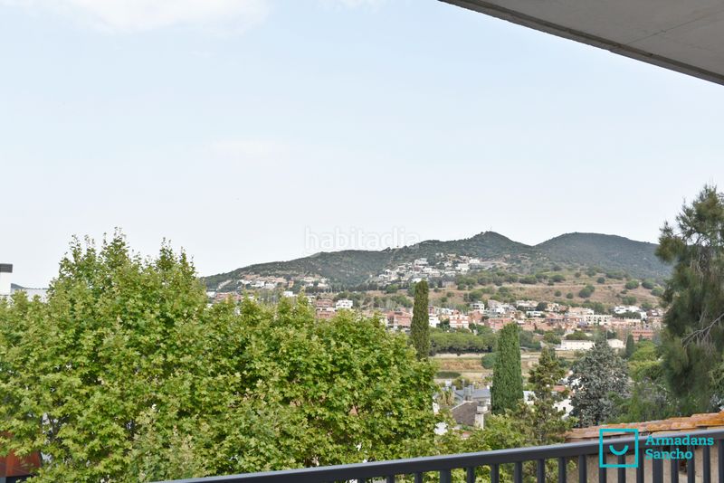 Foto 8b0d7ff8-1675-42ab-9545-8a125861a83e. Lloguer dúplex amb calefacció aparcament a Tiana