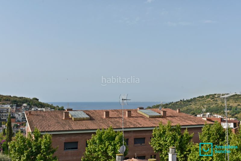Foto e58ae898-8313-480a-8119-d5cc3b6b9ca2. Lloguer dúplex amb calefacció aparcament a Tiana
