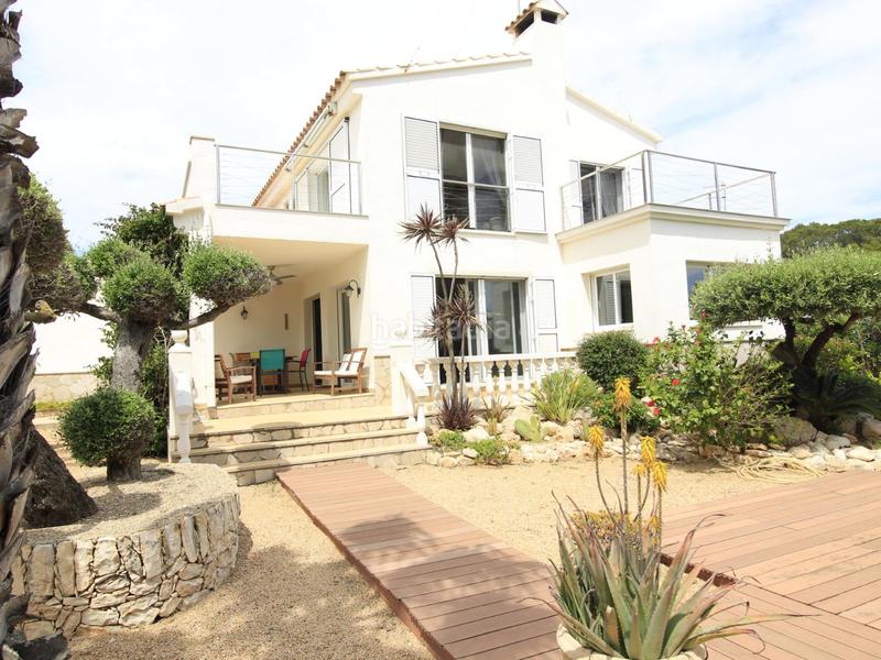 Foto abd3150f-af72-47c5-ae82-17708694a8b4. Xalet amb aparcament a Perelló (El)