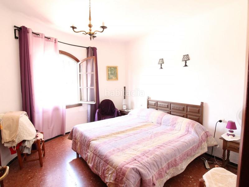 Foto c59742ca-96c3-4f58-bb03-d4c17e9fbf26. Casa amb aparcament piscina a Centre Miami Platja