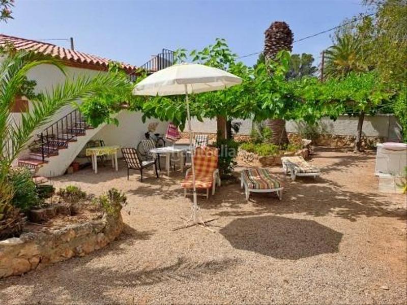 Foto edac962b-fe03-4ae3-a39d-4c49eda5d801. Casa amb aparcament piscina a Centre Miami Platja