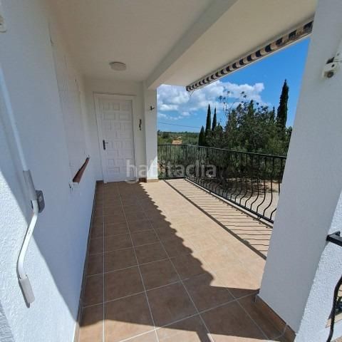 Foto ec8c3c1c-7e5d-45ef-af5f-fa93e6148b4f. Casa a Ampolla (L´)