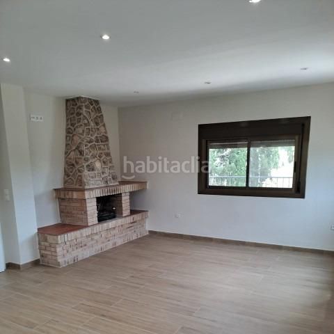 Foto ffc83caa-f27a-473b-a265-944d493fbee5. Maison dans Ampolla (L´)