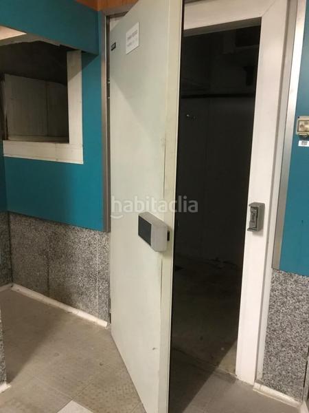 Foto c4ddcdff-9c91-459f-8ebe-9b8a141bf7e8. Rent business premise in aribau 176 in L´Antiga Esquerra de l´Eixample Barcelona