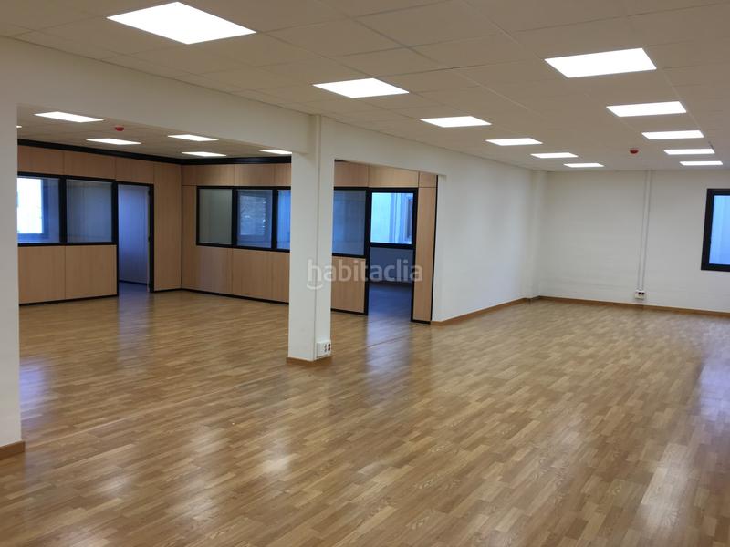 Foto c36788a6-5ca6-4407-9947-1537edd27f75. Miete fabrikhalle in poligono gran via sur in Granvia LH Hospitalet de Llobregat (L´)