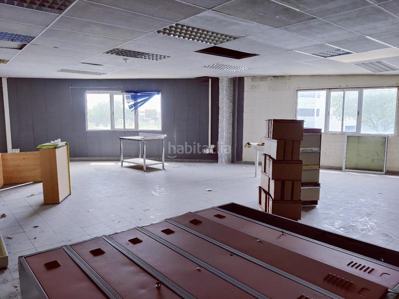 Foto 6c8cc878-e383-4806-a2c4-e48cbb1a38f0. Affitto capannone industriale in poligono pedrosa in Hospitalet de Llobregat (L´)