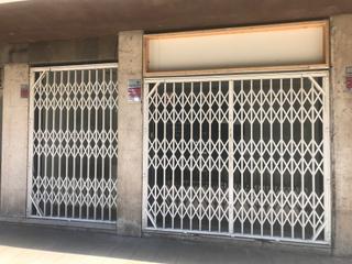 Location Local commercial à Carlos iii   46-48