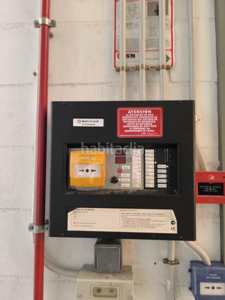 Foto 484194e5-7b31-4077-9ac0-a8d894db6ea7. Rent industrial building in Bon Pastor Barcelona